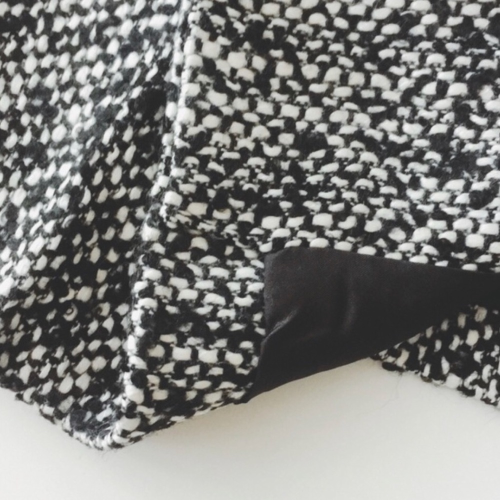 NWOT Wool Blend Oversized Blk/Wht Knitting Jacket - Picture 4 of 5